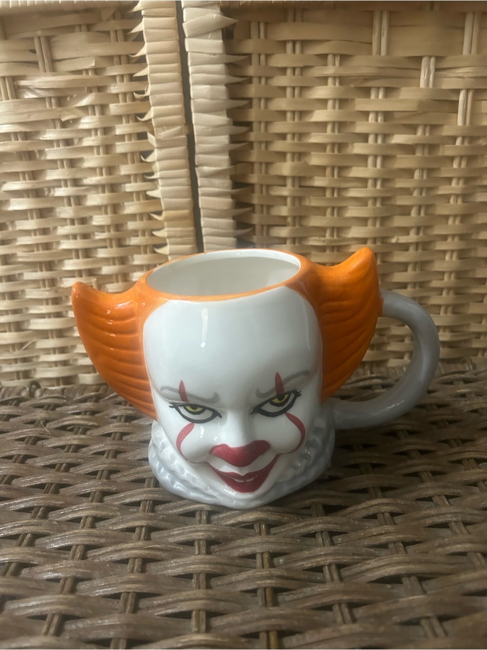 IT Clown Sculpted 3D Ceramic Coffee Mug 21oz Silver Buffalo
